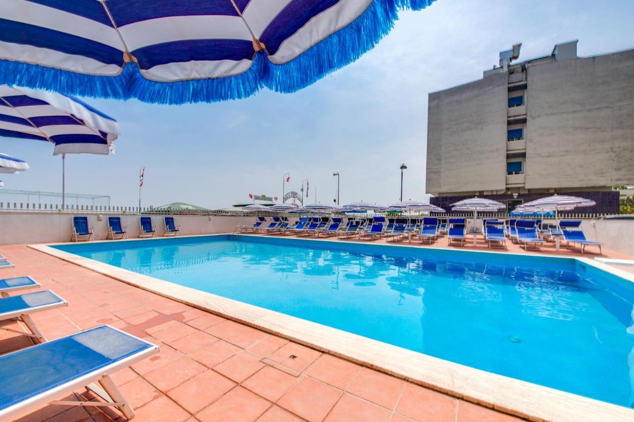 Hotel Majestic Bellaria-Igea Marina Luaran gambar