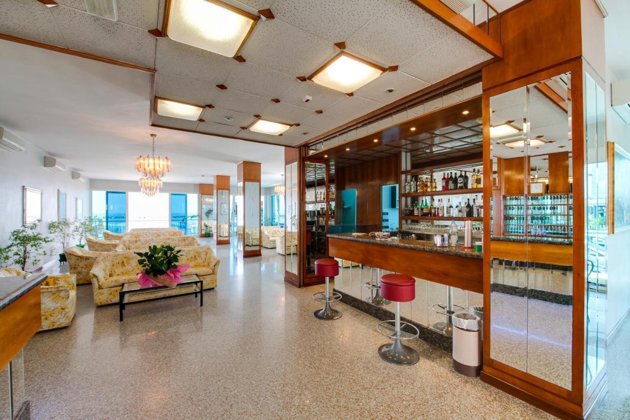 Hotel Majestic Bellaria-Igea Marina Luaran gambar