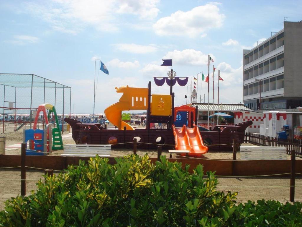 Hotel Majestic Bellaria-Igea Marina Luaran gambar
