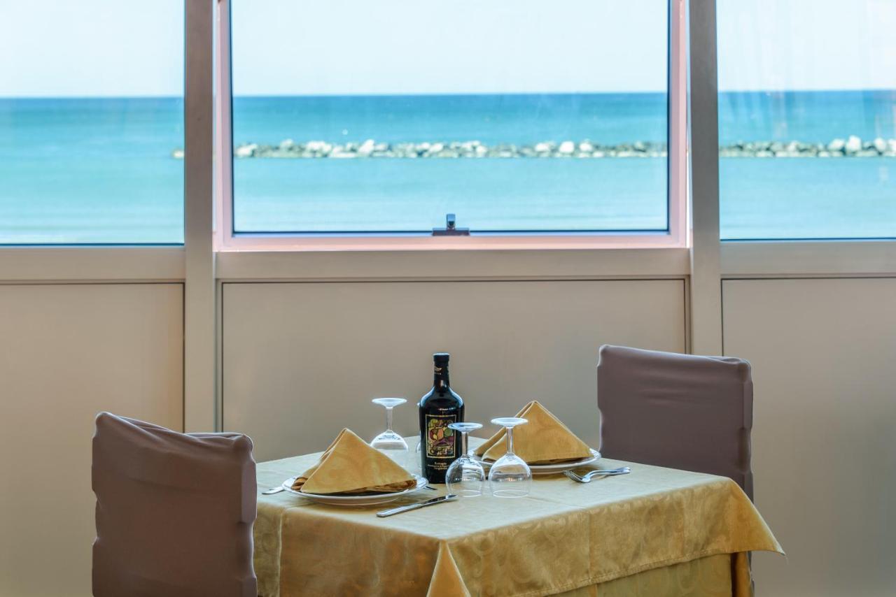 Hotel Majestic Bellaria-Igea Marina Luaran gambar